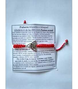 Pulsera triqueta plateada, cordon rojo ajustable